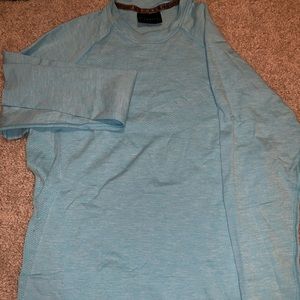 Men’s alphalete long sleeve